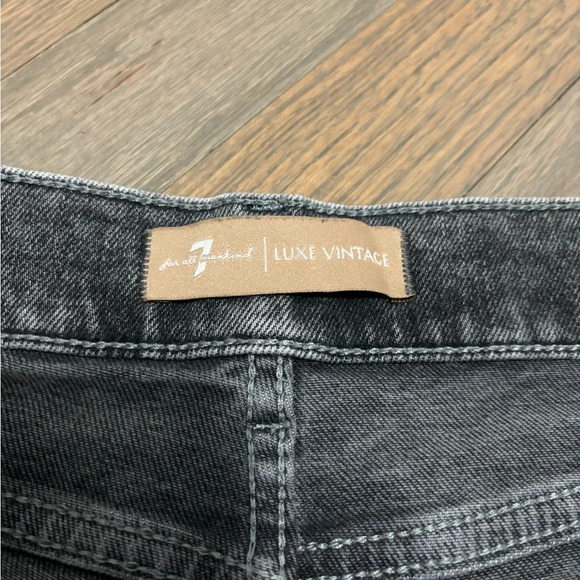 7 For All Mankind Grey Wash Jeans Luxe Vintage. 26 - Picture 5 of 9